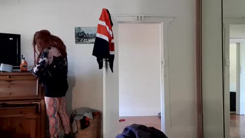 Pizzaz online show from December 7, 2024, 6:21 am