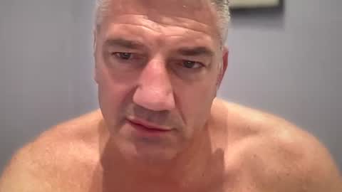 fullback_15 online show from June 6, 2026, 11:04 am
