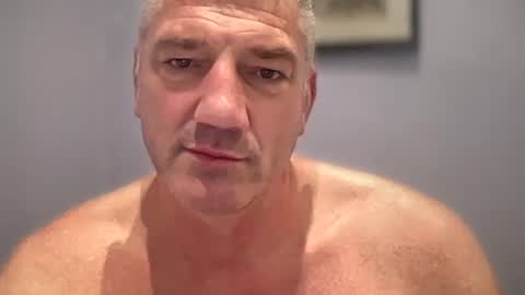 fullback_15 online show from June 7, 2026, 7:56 am