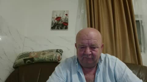 Snapshot of fullballs6 chatting on November 25, 2025, 2:55 am fullballs6 online show from November 25, 2025, 2:55 am