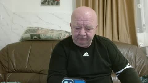 fullballs6 online show from January 15, 2026, 3:00 am