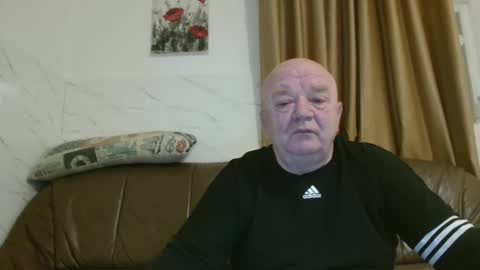 fullballs6 online show from February 4, 2026, 3:34 am