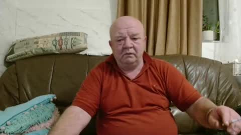 fullballs6 online show from April 10, 2026, 2:28 am