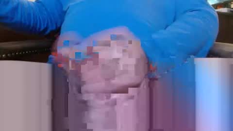 Snapshot of funhardwhiteguy chatting on January 6, 2025, 2:37 am funhardwhiteguy online show from January 6, 2025, 2:37 am