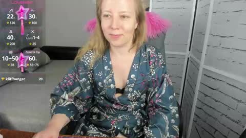 Snapshot of funny_bunny4 chatting on February 9, 2025, 7:30 pm funny_bunny4 online show from February 9, 2025, 7:30 pm