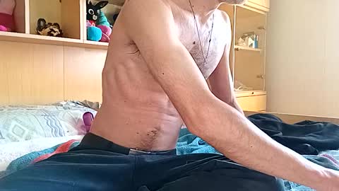 Snapshot of funny_quarantine chatting on December 2, 2024, 9:24 am Italian men online show from December 2, 2024, 9:24 am