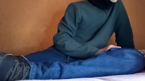 Snapshot of funny_quarantine chatting on December 18, 2024, 8:31 am Italian men online show from December 18, 2024, 8:31 am