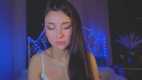 Tiffany online show from December 3, 2025, 12:18 am