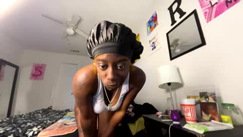 Funsiizebratt  online show from November 29, 2025, 6:55 pm