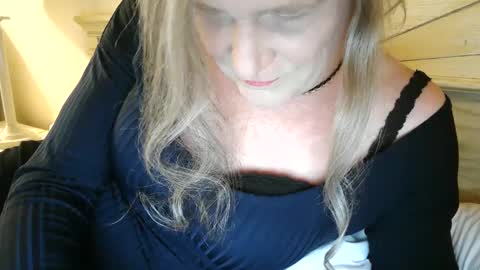 Snapshot of funtimetgirl chatting on September 29, 2025, 10:31 am Jessie Love online show from September 29, 2025, 10:31 am
