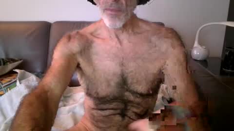 furrydawg online show from December 22, 2025, 5:32 pm