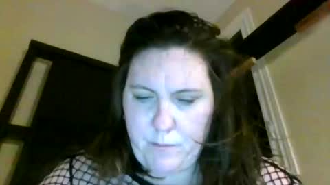 fuzzypeaches87 online show from March 2, 2026, 5:08 am