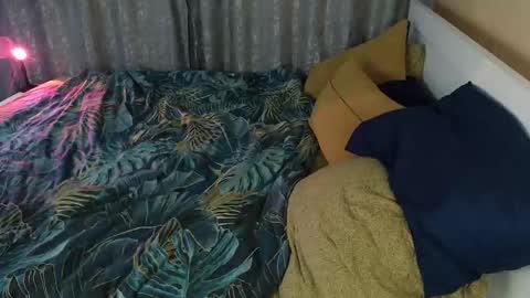 Ian online show from October 6, 2025, 7:00 pm