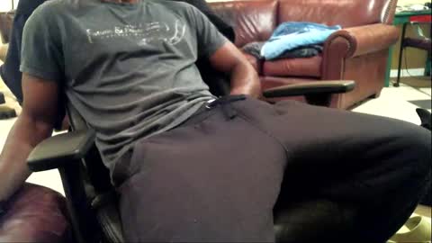 James online show from November 30, 2025, 4:05 am