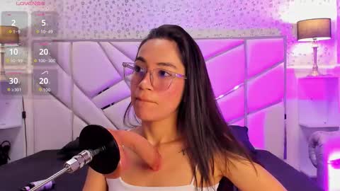 Snapshot of gabbieskinny chatting on March 22, 2026, 6:00 pm gabbieskinny online show from March 22, 2026, 6:00 pm