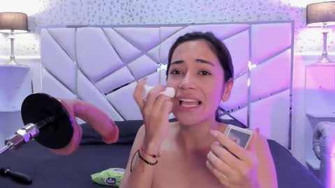 Snapshot of gabbieskinny chatting on March 29, 2026, 11:21 am gabbieskinny online show from March 29, 2026, 11:21 am