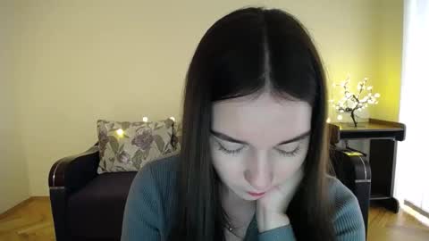 Jaklin online show from January 9, 2025, 9:27 am