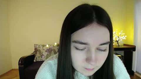 Jaklin online show from February 5, 2025, 12:17 pm