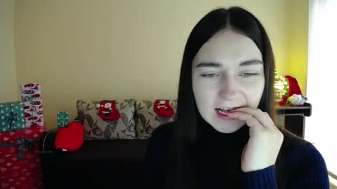 Jaklin online show from December 17, 2025, 9:26 am