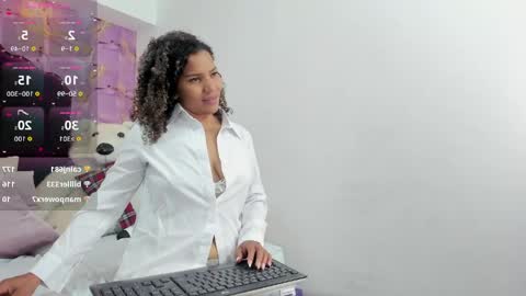 Snapshot of gabby_foox chatting on May 15, 2026, 11:23 pm Gaby Fox online show from May 15, 2026, 11:23 pm