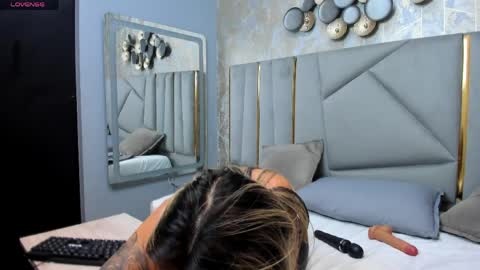 Gaby Santos online show from March 26, 2026, 12:11 pm