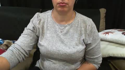 Snapshot of gabibrasil chatting on September 10, 2025, 8:31 pm gaby layla online show from September 10, 2025, 8:31 pm