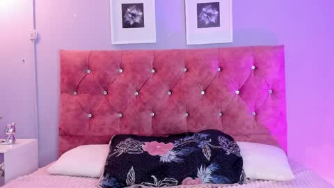 GABRIELA  online show from April 6, 2026, 4:46 am