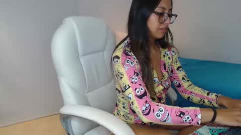 Snapshot of gabriela_morales01 chatting on February 11, 2025, 4:11 am . online show from February 11, 2025, 4:11 am