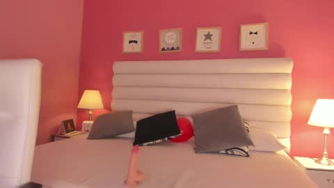 Gabriela salgado online show from February 15, 2025, 10:44 am