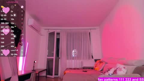 Gabrielaaaa online show from April 7, 2026, 7:25 pm