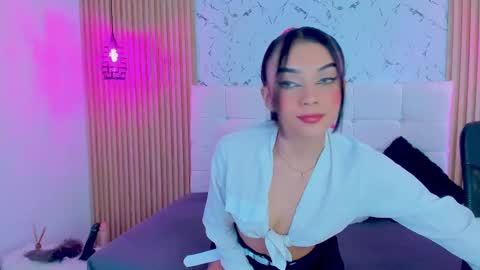 Snapshot of gabrielam_ms chatting on February 11, 2025, 10:18 pm Gabriela Evans MS online show from February 11, 2025, 10:18 pm