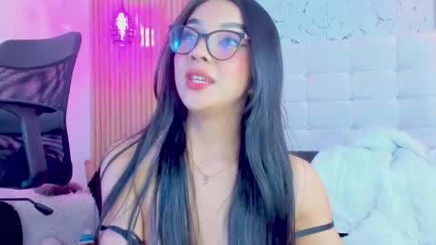 Snapshot of gabrielam_ms chatting on March 3, 2025, 5:20 am Gabriela Evans MS online show from March 3, 2025, 5:20 am
