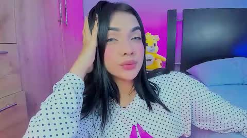 Gabriela Evans MS online show from March 23, 2026, 11:20 pm