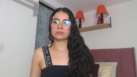GabrielaRossa online show from December 6, 2024, 12:49 pm