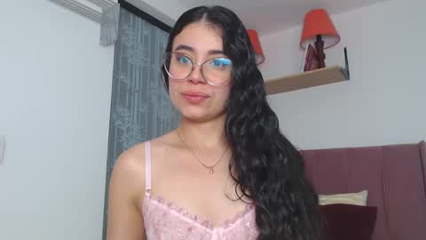 GabrielaRossa online show from December 9, 2024, 12:30 pm