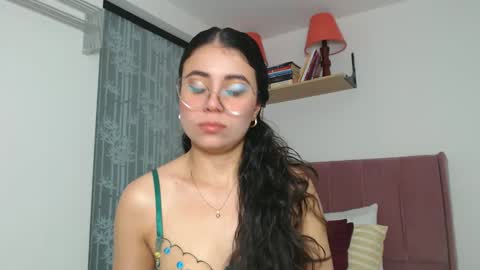 GabrielaRossa online show from January 24, 2025, 2:19 pm