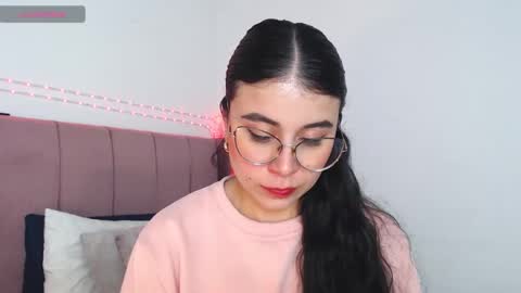 GabrielaRossa online show from February 4, 2026, 1:39 pm