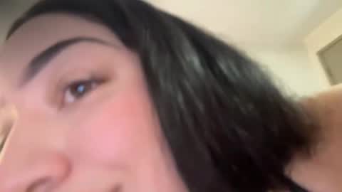 Dani online show from April 24, 2026, 8:11 pm