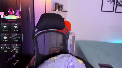 Snapshot of gabriella__tom chatting on October 2, 2025, 11:34 pm Gabriella online show from October 2, 2025, 11:34 pm