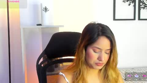 Gabriella online show from July 3, 2026, 9:32 pm