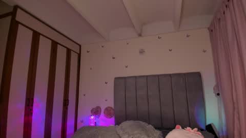 Gaby online show from December 15, 2025, 11:20 pm