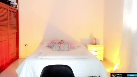 Snapshot of gabriellahoney18 chatting on May 11, 2026, 2:45 pm Gabriella online show from May 11, 2026, 2:45 pm