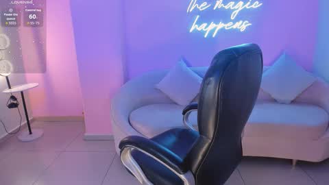 Gabriella Lee online show from October 10, 2025, 3:16 am