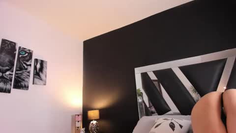 Snapshot of gabriellasmith_ chatting on October 6, 2025, 3:09 pm Gabriella Antonella online show from October 6, 2025, 3:09 pm