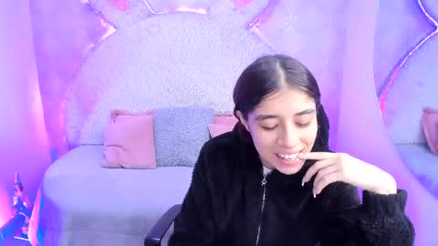 Gaby online show from April 13, 2026, 7:19 pm