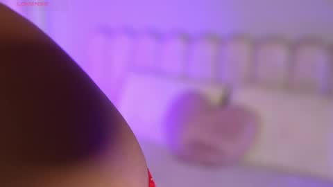 Aleja  online show from April 8, 2026, 1:11 pm