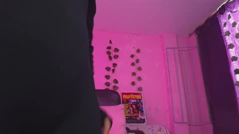 Snapshot of gaby_tailor_ chatting on January 4, 2025, 6:19 pm Gaby online show from January 4, 2025, 6:19 pm