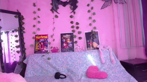 Snapshot of gaby_tailor_ chatting on January 11, 2025, 7:59 pm Gaby online show from January 11, 2025, 7:59 pm