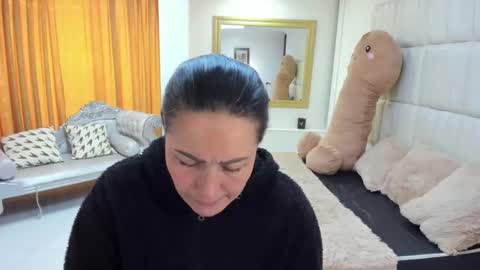 Snapshot of gaby_trent chatting on November 11, 2025, 2:17 pm gabriela online show from November 11, 2025, 2:17 pm