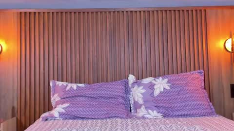 GabyEvans online show from April 18, 2026, 9:15 pm